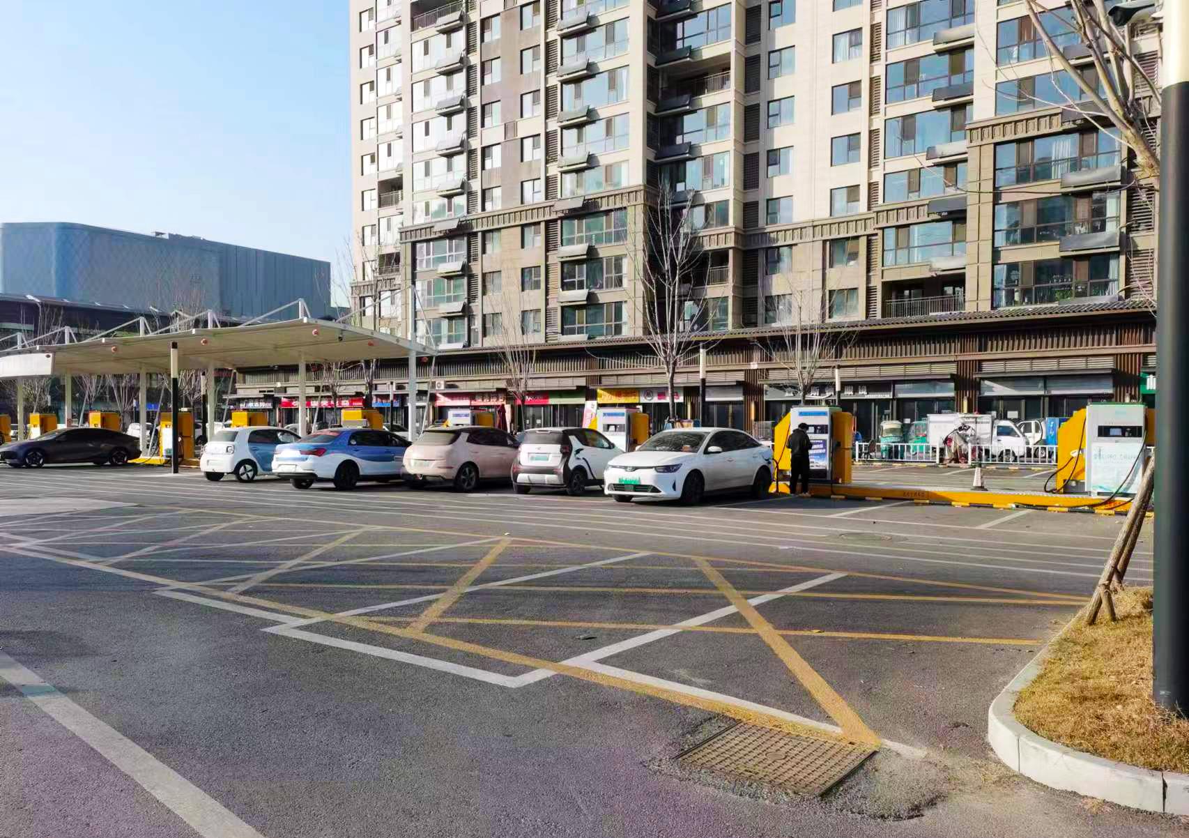 电动重卡充电桩工厂推荐 直流群充与智能充电桩生产商精选